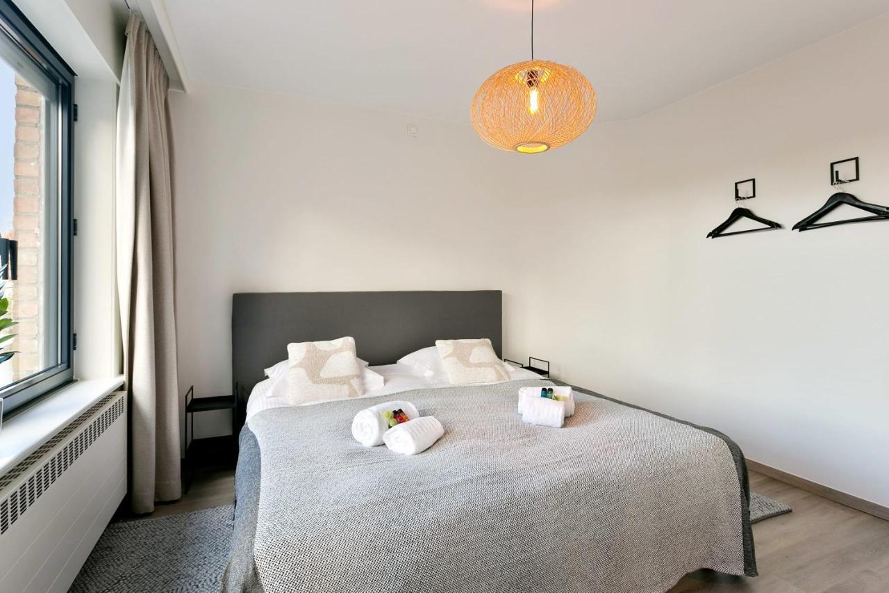 Spacious And Beautifully Renovated Town House Brugge